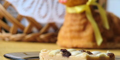 Mazurek z kr�wkow� polew�