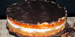 Tort brzoskwiniowy z toffi