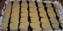 Sernik z czekolad� na biszkopcie