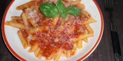 Penne Arrabiatta