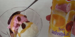 Lody z sosem adwokatem