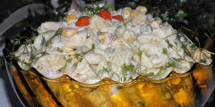 Wiosenna sa�atka z makaronem tortellini