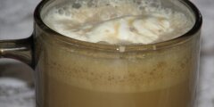 Kawa mro�ona z lodami