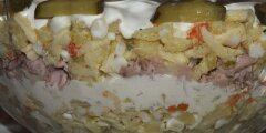 Sa�atka jarzynowa z tu�czykiem