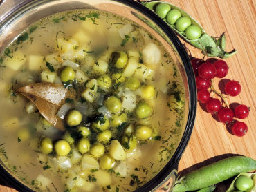Zdjęcie potrawy Lekka zupa ze świeżego zielonego groszku