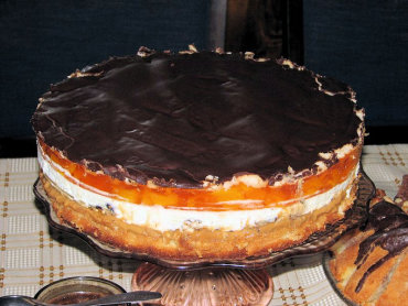 Zdjęcie potrawy Tort brzoskwiniowy z toffi