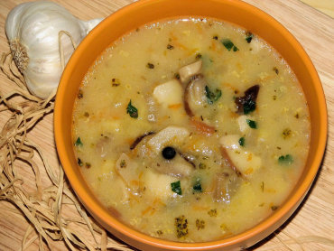 Zdjęcie potrawy Delikatna zupa ziemniaczana z grzybami