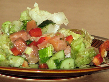 Zdjęcie potrawy Lekka i zdrowa sałatka z łososiem