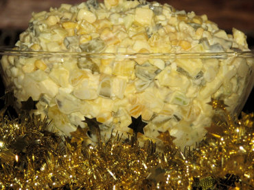 Zdjęcie potrawy Sałatka śledziowa z żółtą papryką