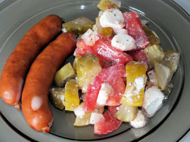 Zdjęcie potrawy Błyskawiczna sałatka np. do kiełbaski na gorąco