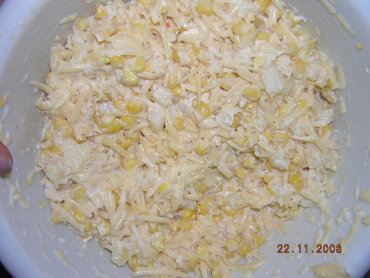 Zdjęcie potrawy Sałatka serowo-ananasowa