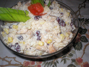 Zdjęcie potrawy Sałatka ryżowa z kurczakiem i nutką czosnku
