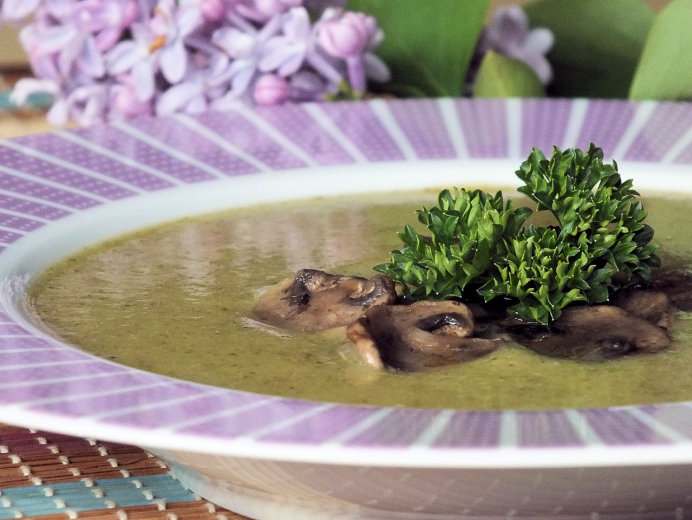 Brokułowa zupa krem na rosole