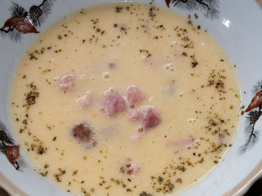 Rozgrzewająca zupa krem z serkami topionymi - zdjęcie 2