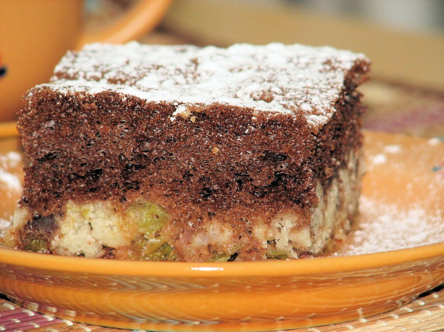 Szybkie czekoladowe ciasto z rabarbarem - zdjęcie 2