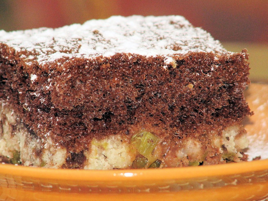 Szybkie czekoladowe ciasto z rabarbarem - zdjęcie 3