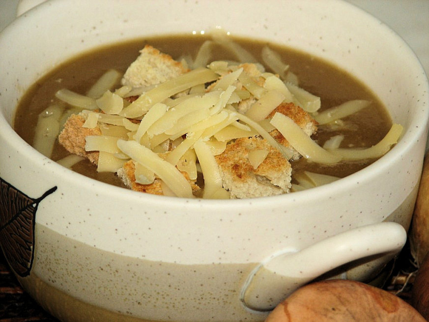 Zupa cebulowa krem z grzankami - zdjęcie 2