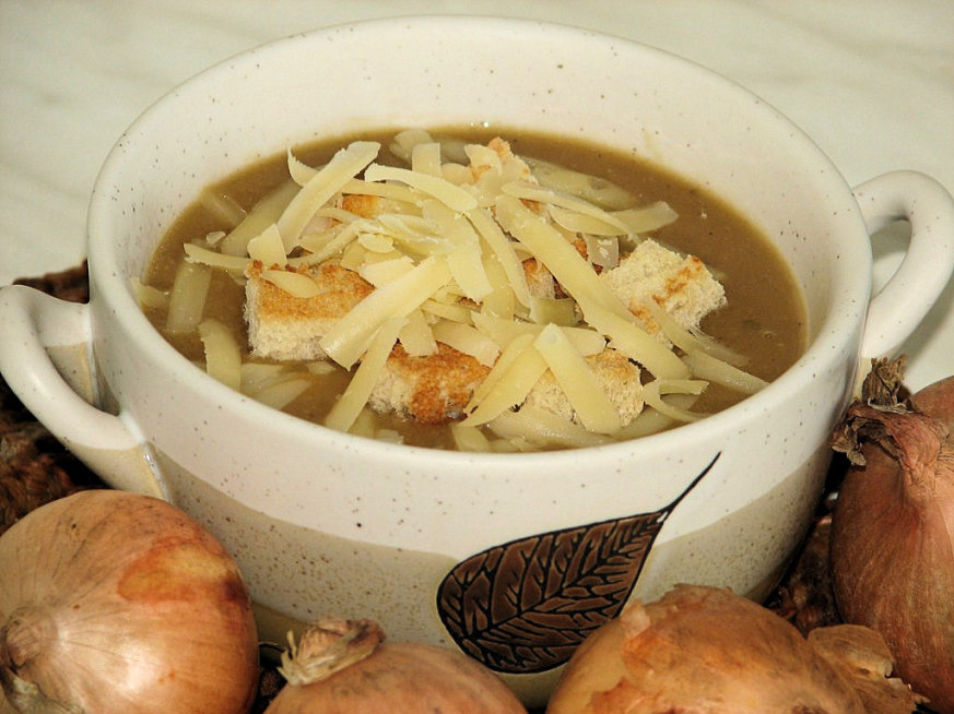 Zupa cebulowa krem z grzankami - zdjęcie 3