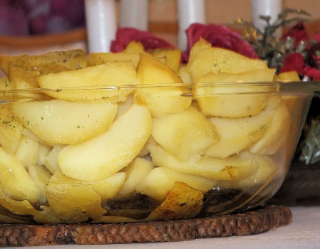 Pieczone ziemniaki na wigilijny stół