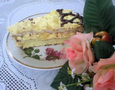 Tort kokosowy z ananasem