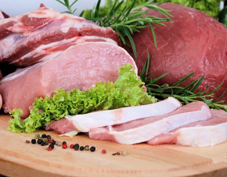 Jak pokroić surowe mięso na cienkie i równe plastry?