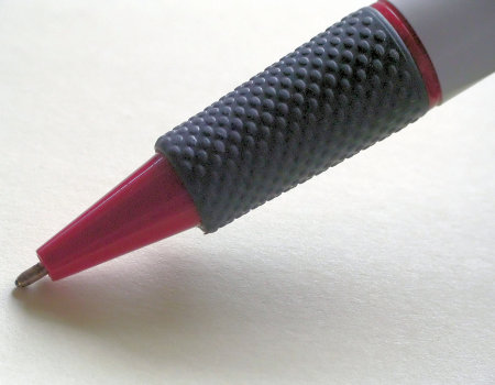 Jak usunąć plamy po długopisie?