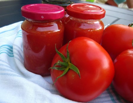 Domowy przecier pomidorowy