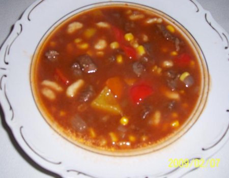 Węgierska zupa gulaszowa z kluseczkami
