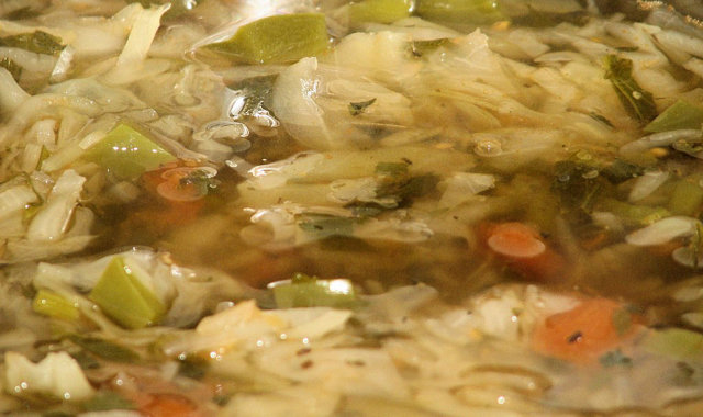 Zupa kapuściana - dla osób będących na diecie kapuścianej i nie tylko