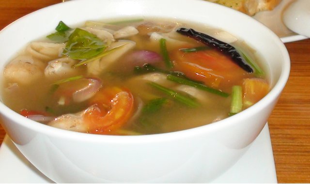Zupa z krewetkami i warzywami