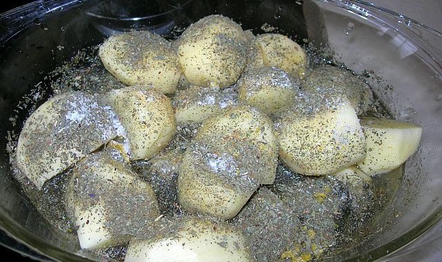 Ziemniaki w bazylii