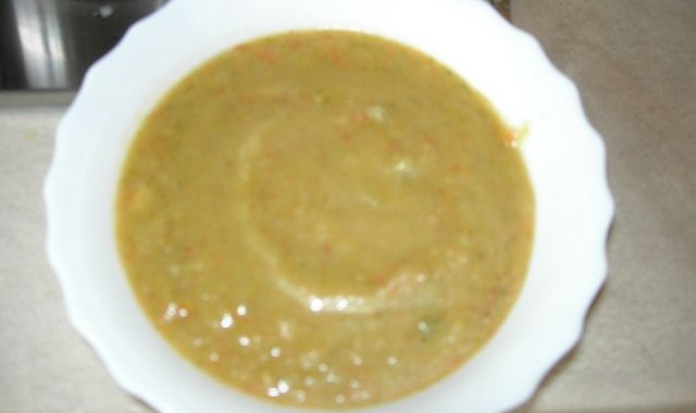 Zupa krem z groszku i brokuła