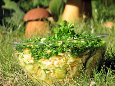 Zdjęcie potrawy Jesienna surówka z białej kapusty
