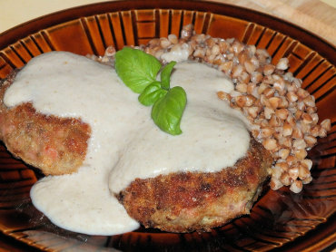 Zdjęcie potrawy Kotlety mielone w pieczarkowej odsłonie
