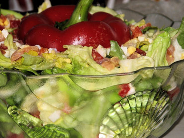Zdjęcie potrawy Lekka sałatka z zielonej sałaty i łososia