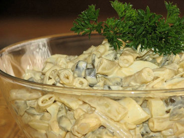 Zdjęcie potrawy Sałatka z fasolki szparagowej i ogórków kiszonych
