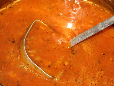 Zdjęcie potrawy Smaczny pomidorowy sos na ciepło
