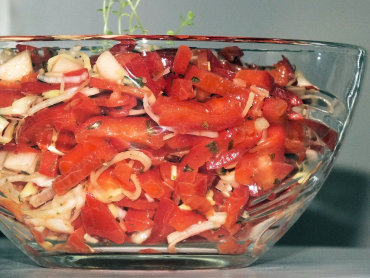 Zdjęcie potrawy Surówka z czerwonej papryki