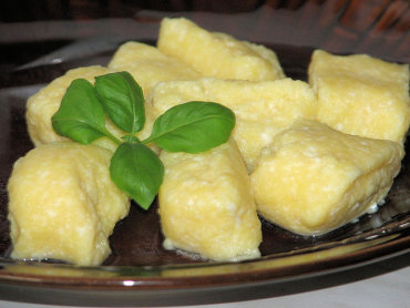 Zdjęcie potrawy Szybkie i dietetyczne serowe kluseczki