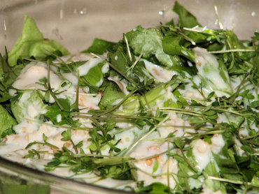Zdjęcie potrawy Zielona sałata w maślankowym sosie - surówka dla diabetyków