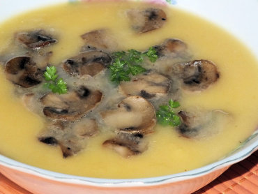 Zdjęcie potrawy Zupa krem z dyni z pieczarkami