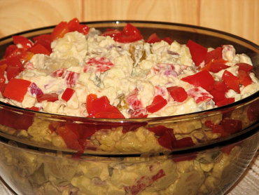 Zdjęcie potrawy Kolorowa sałatka ze smażonym mintajem