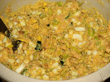 Zdjęcie potrawy Lekka sałatka z łososiem i jajkami