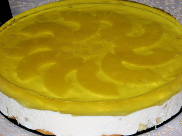 Zdjęcie potrawy Śmietankowo-serowy ananasowiec na biszkoptach