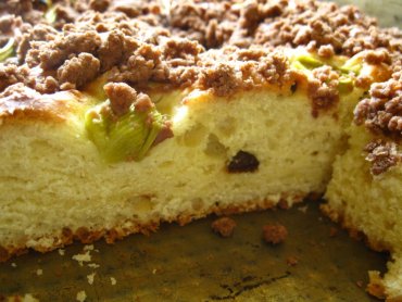 Zdjęcie potrawy Ciasto drożdżowe z kruszonką i rabarbarem