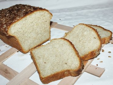 Zdjęcie potrawy Chleb żytni ze słonecznikiem na zakwasie