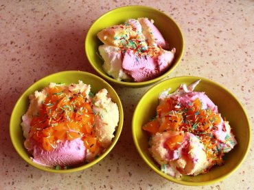 Zdjęcie potrawy Deser lodowy z brzoskwinią