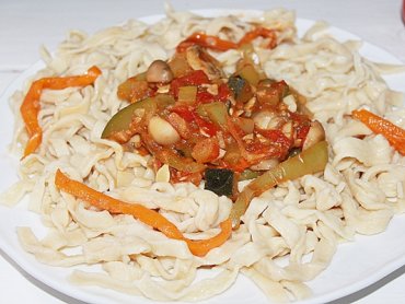 Zdjęcie potrawy Leczo warzwne z makaronem