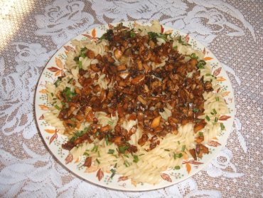 Zdjęcie potrawy Makaron z pieczarkami i cebulą