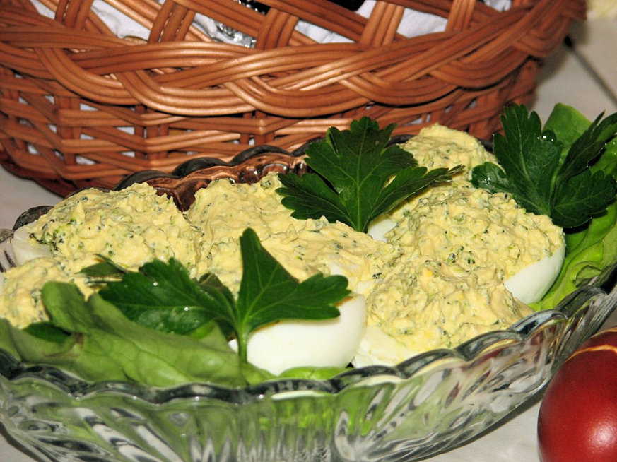 Jajka faszerowane brokułem - zdjęcie 2